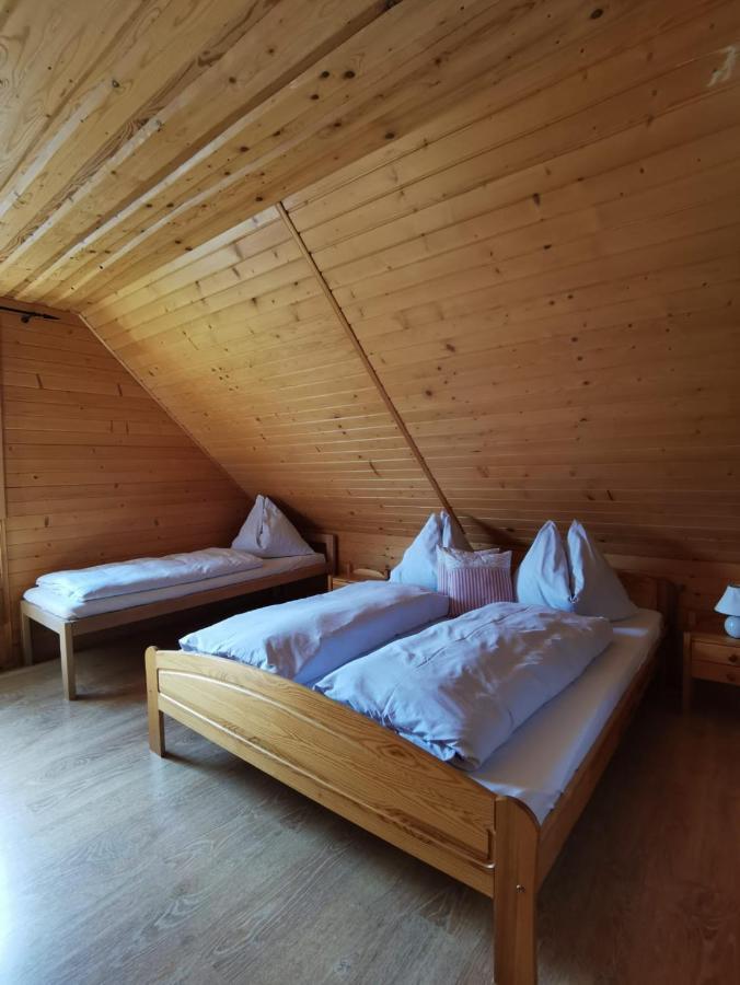 Drevenica Zapadne Tatry S Kupacou Kadou A Krbom Lägenhet Žiar Exteriör bild